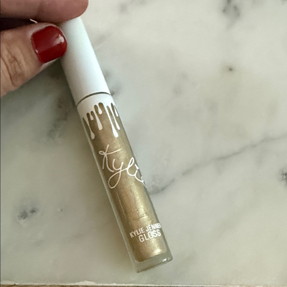 Kylie Cosmetics Metallic Gold Lip Gloss “Butter”